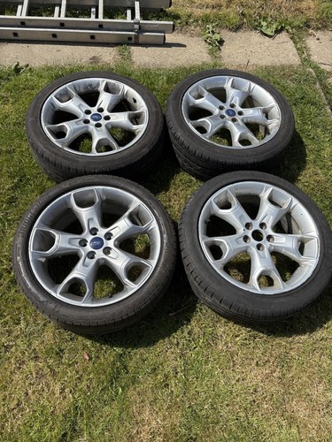 Ford kuga snowflake alloys - ford,