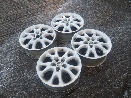 Alfa 147 snow flake alloy - snow,