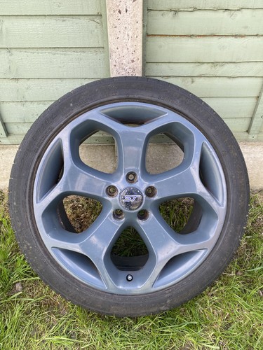 Ford focus mk1 - st,