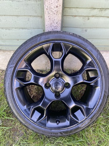 Ford fiesta mk7 zetec - mk7, 17”